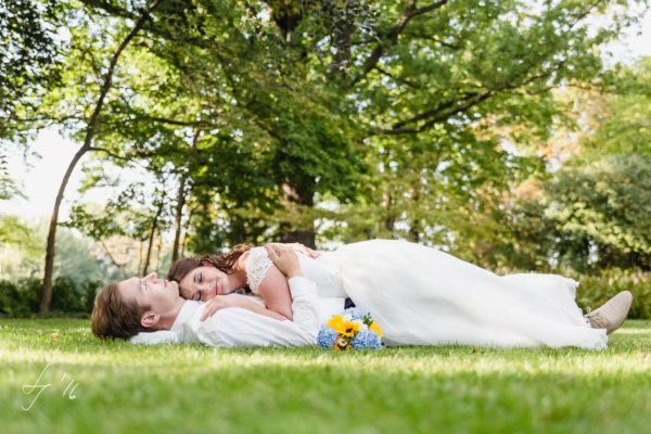 Hochzeitspaarshooting im Schloßpark in Berlin Köpenick. Hochzeitsfotograf-Dueren-Paarshooting-Berlin